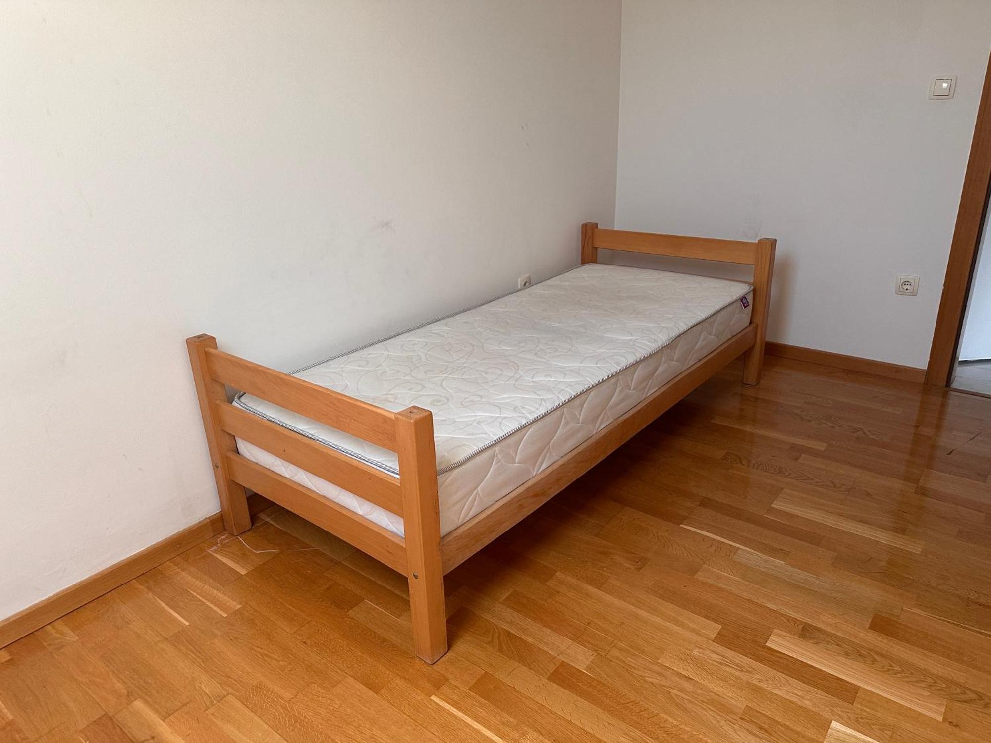 Rooms Near The Airport Сараево Экстерьер фото